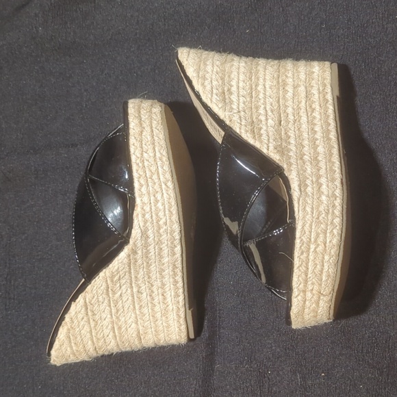 Charming Charlie "Ronat-13" Black Patent Leather Espadrilles Wedge Heel Size 8 - Picture 4 of 10